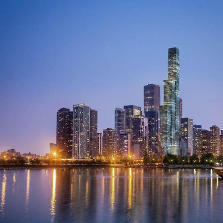 The St. Regis Chicago Hotel Exterior photo