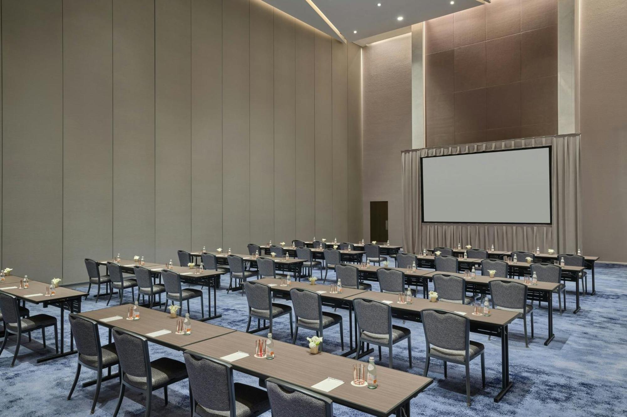 The St. Regis Chicago Hotel Exterior photo